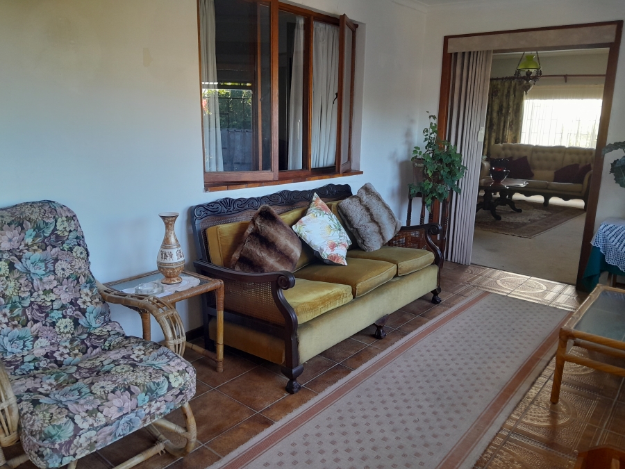 4 Bedroom Property for Sale in Gansbaai Central Western Cape